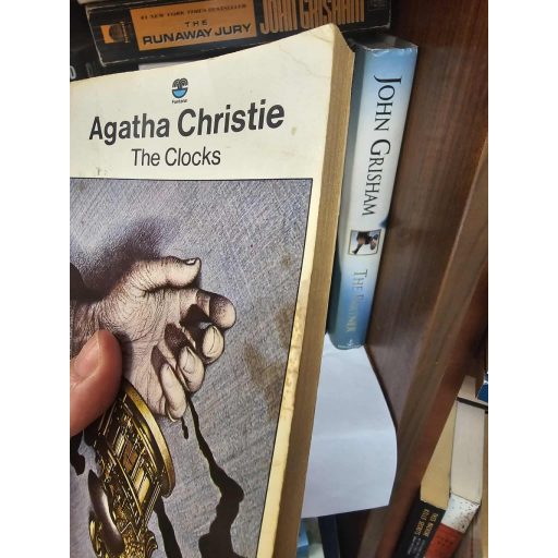 Agatha Christie: The Clocks (Hercule Poirot 37.)