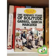   One Hundred Years of Solitude: Gabriel Garcia Marquez  (English)