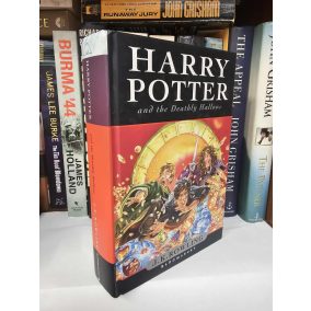   J. K. Rowling: Harry Potter and the Deathly Hallows (Harry Potter 7.)