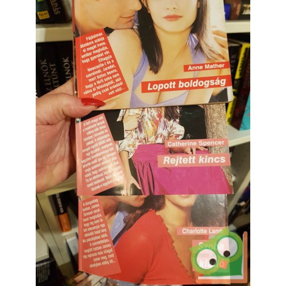 3 db-os Júlia füzet (2000, 2001, 2003)