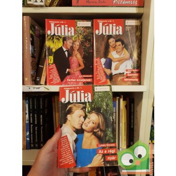 3 db-os Júlia füzet (2000)