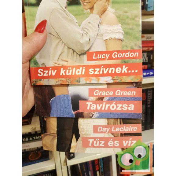 3 db-os Júlia füzet (338., 328., 337. kötet)