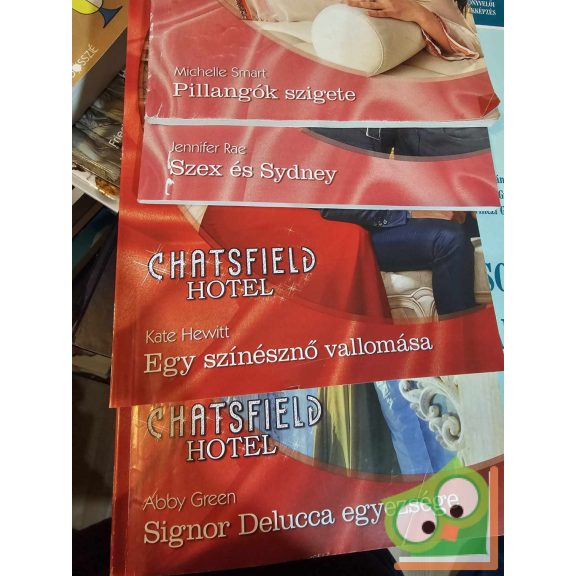 4 db-os Júlia füzet (611, 615, 616, 632)