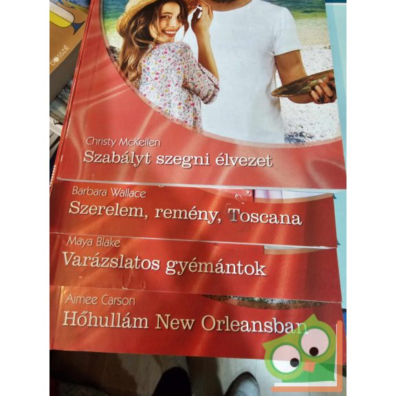 4 db-os Júlia füzet (627, 631, 661, 664)