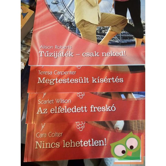 4 db-os Júlia füzet (653, 655, 657, 658)