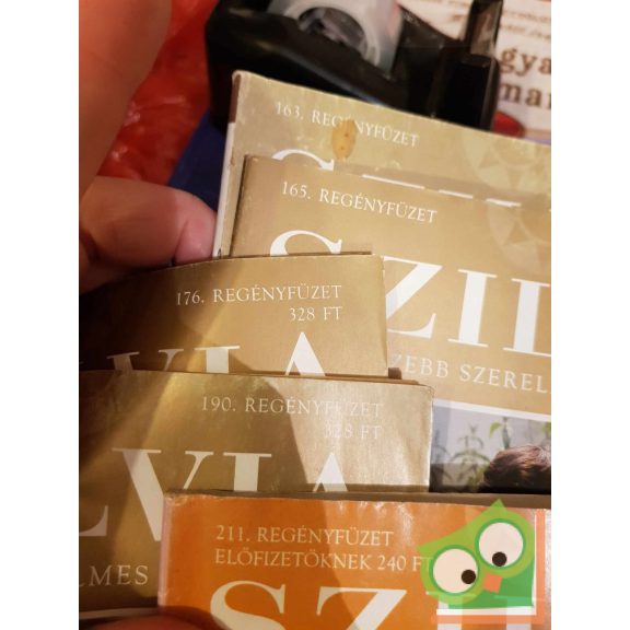 5 db-os Szilvia füzet (163, 165, 176, 190, 211)