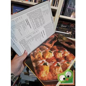   Lajos Mari - Hemző Károly: 99 ünnepi étel 33 színes ételfotóval