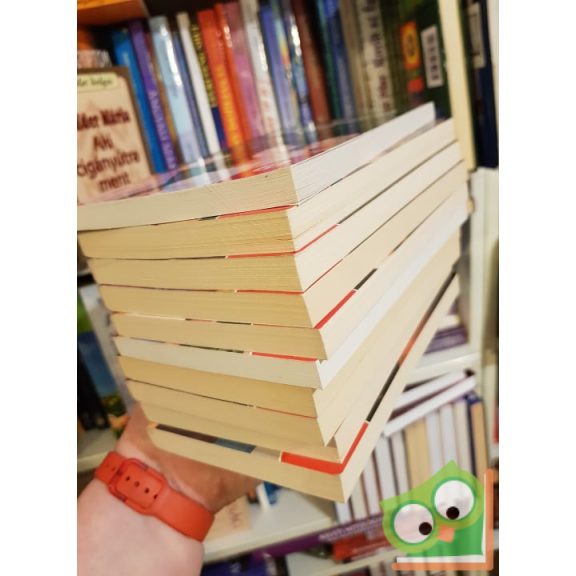 10 darab Bűbájos boszorkák könyv