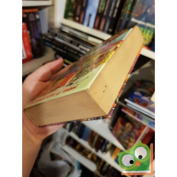 John Cadwell, Jeffey Stone: Az éj káosza (3 paródia egy kötetben)