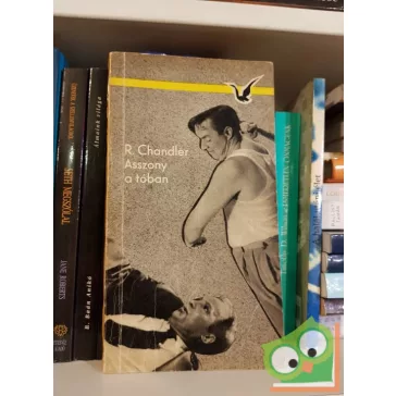 Raymond Chandler: Asszony a tóban