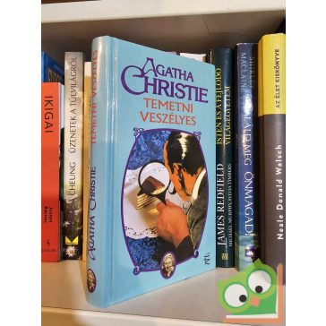   Agatha Christie: Temetni veszélyes (Hercule Poirot 29.) (ritka)