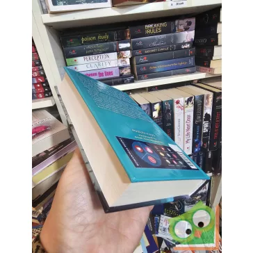   Jennifer Ashley: A tökéletes nevelőnő (Mackenzie fivérek 7.) 