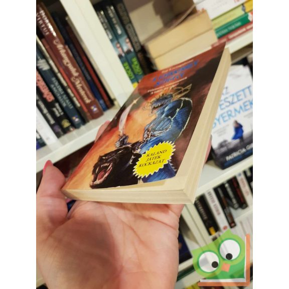 Ian Livingstone: A Gyíkkirály Szigete - gyűjtői állapot (KJK - Kaland, játék, kockázat)