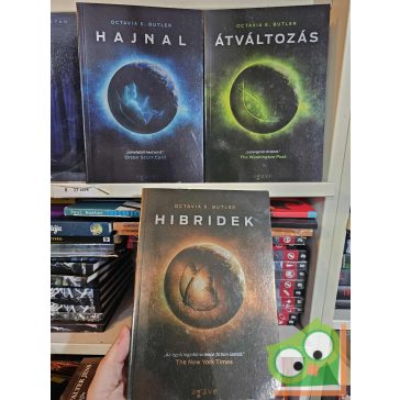   Octavia E. Butler: Xenogenezis-trilógia (Hajnal, Átváltozás, Hibridek) Ritka