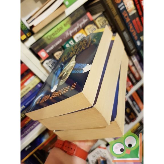 Nora Roberts: A hold árnyéka 1-3.