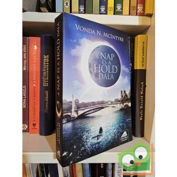 Vonda N. McIntyre: A nap és a hold dala