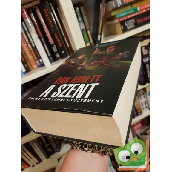 Dan Abnett: A Szent (Warhammer 40,000: Gaunt Szellemei 4-7.) (ritka)