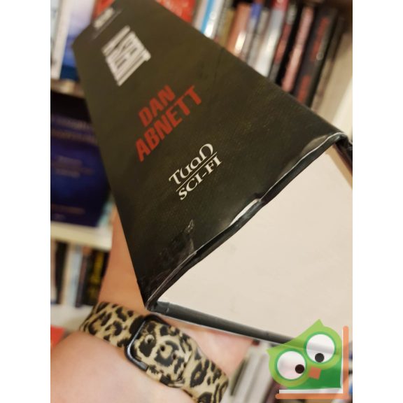 Dan Abnett: A Szent (Warhammer 40,000: Gaunt Szellemei 4-7.) (ritka)