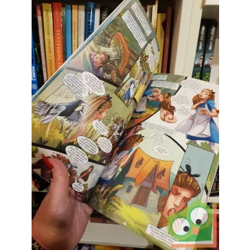   Lewis Carroll - Lewis Helfand: Alice Csodaországban (Klasszikusok képregényben)