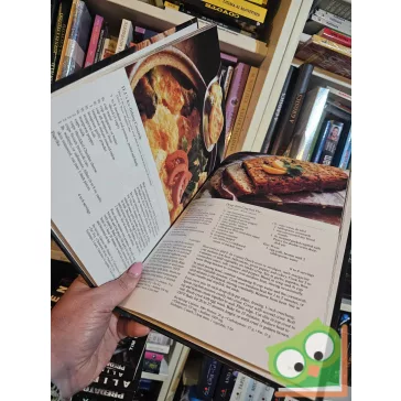   Peggy Ramette, Dick Sternberg: America's Favorite Fish Recipes (The hunting and fishing library)