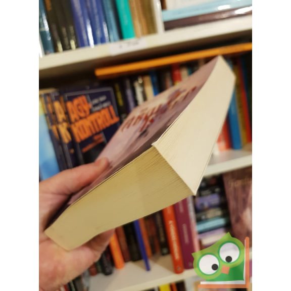 Cameron Johnston: Az áruló isten (A zsarnokság kora 1.)