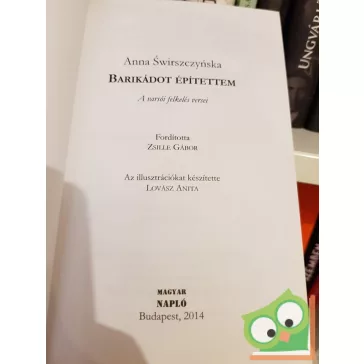   Anna Świrszczyńska: Barikádot építettem - A varsói felkelés versei   (Dedikált)