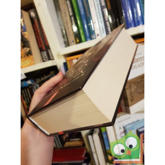 Brian Staveley: Az utolsó halandó kötelék (A Csiszolatlan Trón Krónikája 3.)