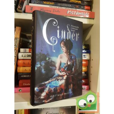   Marissa Meyer: Cinder (Holdbéli krónikák 1.) - Hamupipőke a kiborgok között