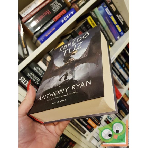 Anthony Ryan: Az ébredő tűz (Draconis Memoria 1.) (nagyon ritka)