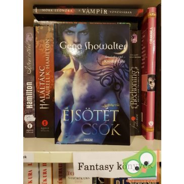   Gena Showalter: Éjsötét csók (Az alvilág urai 2.) (Ritka)