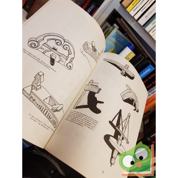 Kocsi Márta, Csomor Lajos: Festett bútorok a Székelyföldön