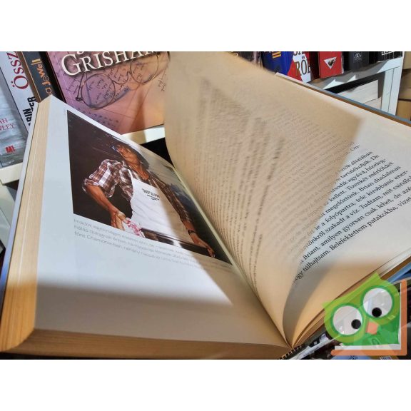 Scott Jurek, Steve Friedman: Futni, enni, élni (Veszélyes Övezet) (ritka)