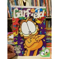 Jim Davis: Garfield 327.