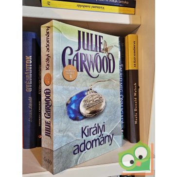   Julie Garwood: Királyi adomány (A korona kémei 3.) (ritka)