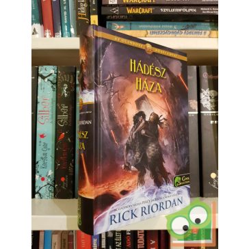  Rick Riordan: Hádész Háza (Az Olimposz hősei 4.) (Félvér Tábor Krónikák 9.) (keményfedeles)