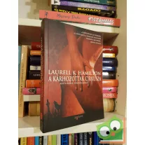   Laurell K. Hamilton: A kárhozottak cirkusza (Anita Blake, vámpírvadász 3.)