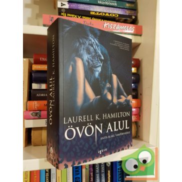  Laurell K. Hamilton: Övön alul (Anita Blake, vámpírvadász 27.)
