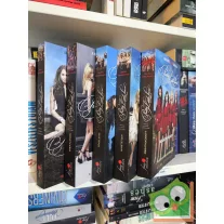   Sara Shepard: Hazug csajok társasága I-V. ( Fine selection)