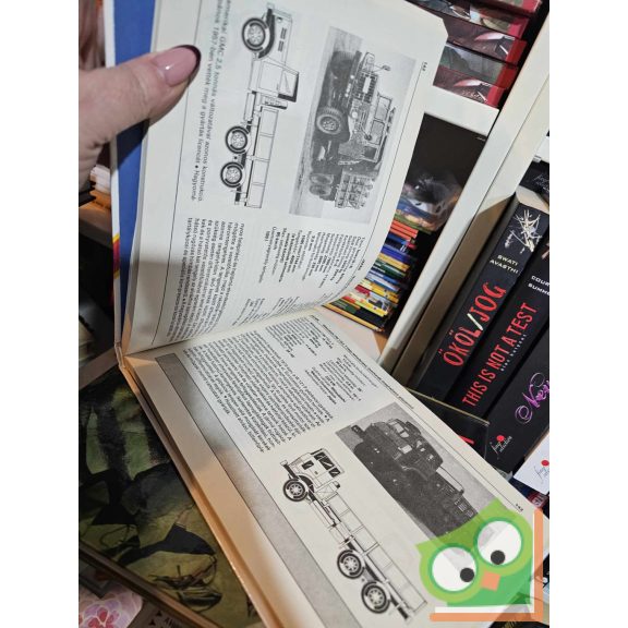 Balogi - Pósch - Sárhidai - Sarkady: Katonai gépjárművek - Típuskönyv