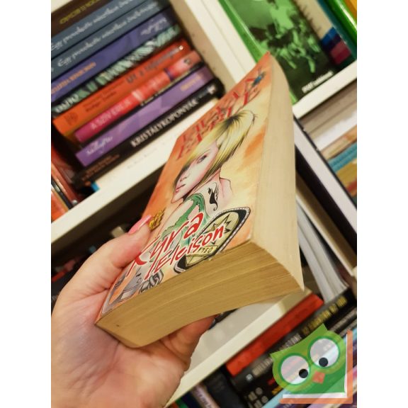 Vavyan Fable: Kyra Eleison (Vis Major 2.)