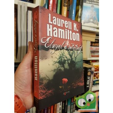   Laurell K. Hamilton: Elnyel a sötétség (Merry Gentry 7.) (Ritka)