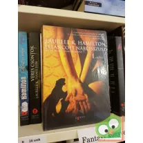   Laurell K. Hamilton: Leláncolt Nárcisszusz (Anita Blake, vámpírvadász 10.) fóliás