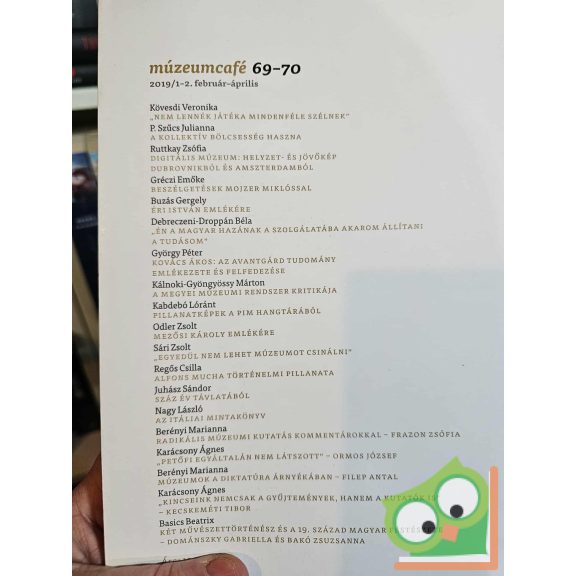 MúzeumCafé 69-70 - portré - hősök csarnoka