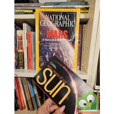 National Geographic January 2004 (melléklettel)