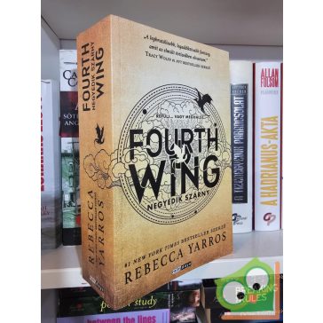   Rebecca Yarros: Fourth Wing - Negyedik szárny (Negyedik szárny 1.) (erotikus fantasy)
