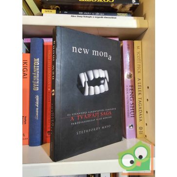 Stephfordy Mayo: New Mona  (Tvájfájt saga 1.)