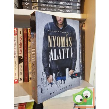   Ned Vizzini: Nyomás alatt (Vörös pöttyös könyvek) (fine selection)