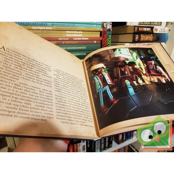 Pierrot: Muszáj-kalózok  (Lego-könyv - Playmobil)