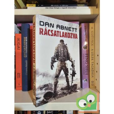 Dan Abnett: Rácsatlakozva (újszerű)