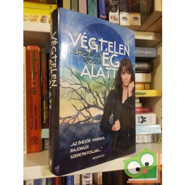 Veronica Rossi: Végtelen ég alatt (Végtelen ég alatt 1.)